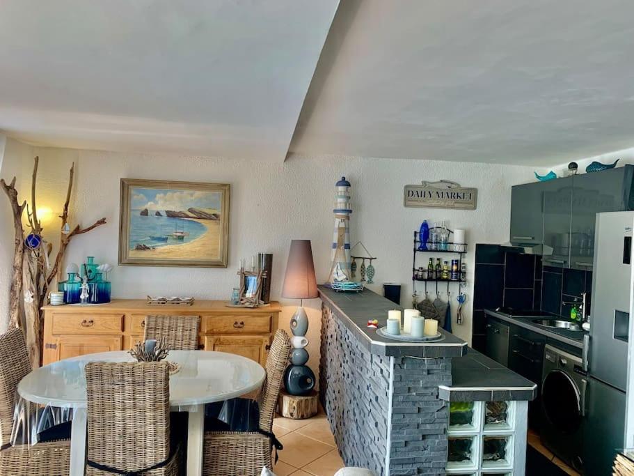 Appartement Vue Mer - Rdc - Parking Prive - Meuble Tourisme 4 Etoiles Agde Bagian luar foto
